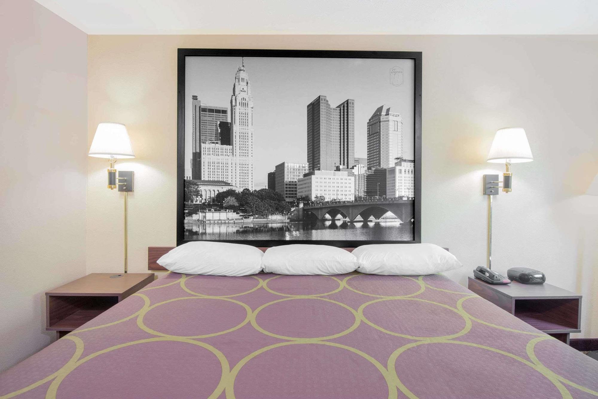 Super 8 By Wyndham Hotel 2*